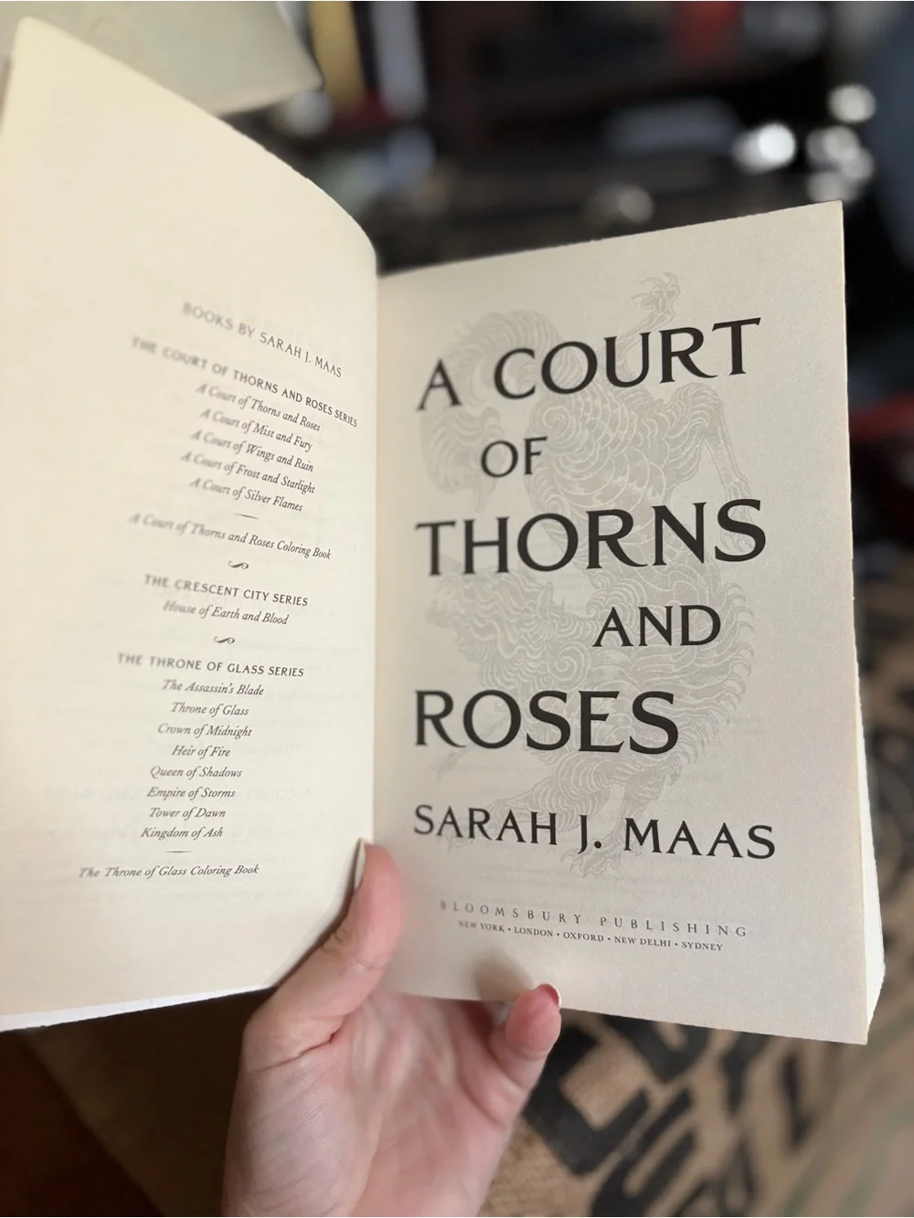 Maas - “A Court of Thorns and Roses” paperback